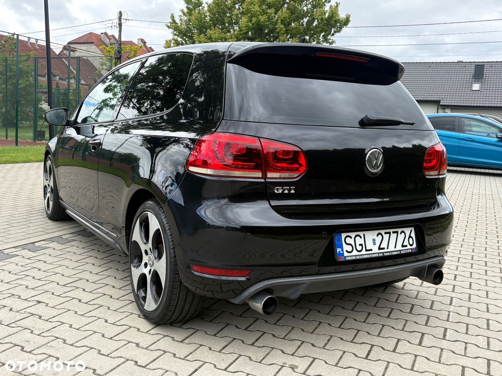 Volkswagen Golf 2.0 GTI - 5