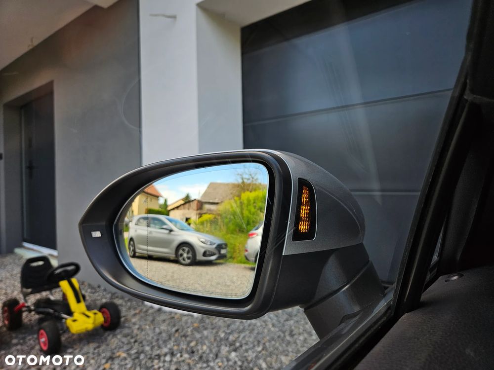 Volkswagen Passat 2.0 TDI EVO Business - 26