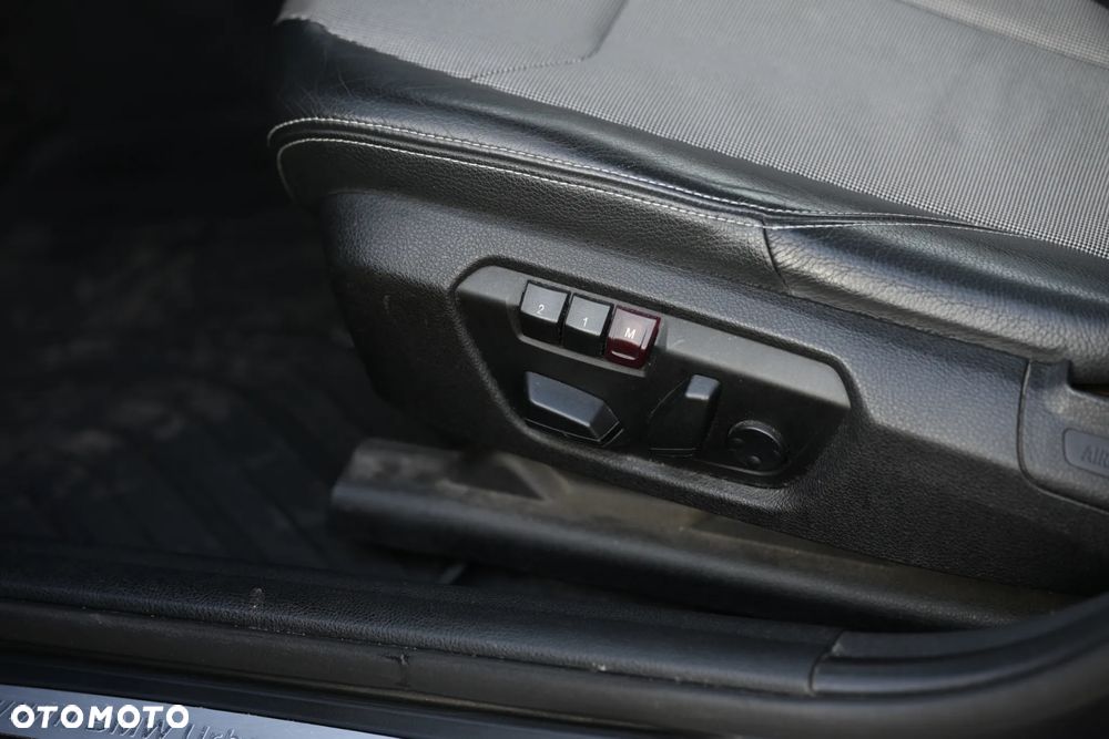 BMW Seria 1 118d Urban Line - 15