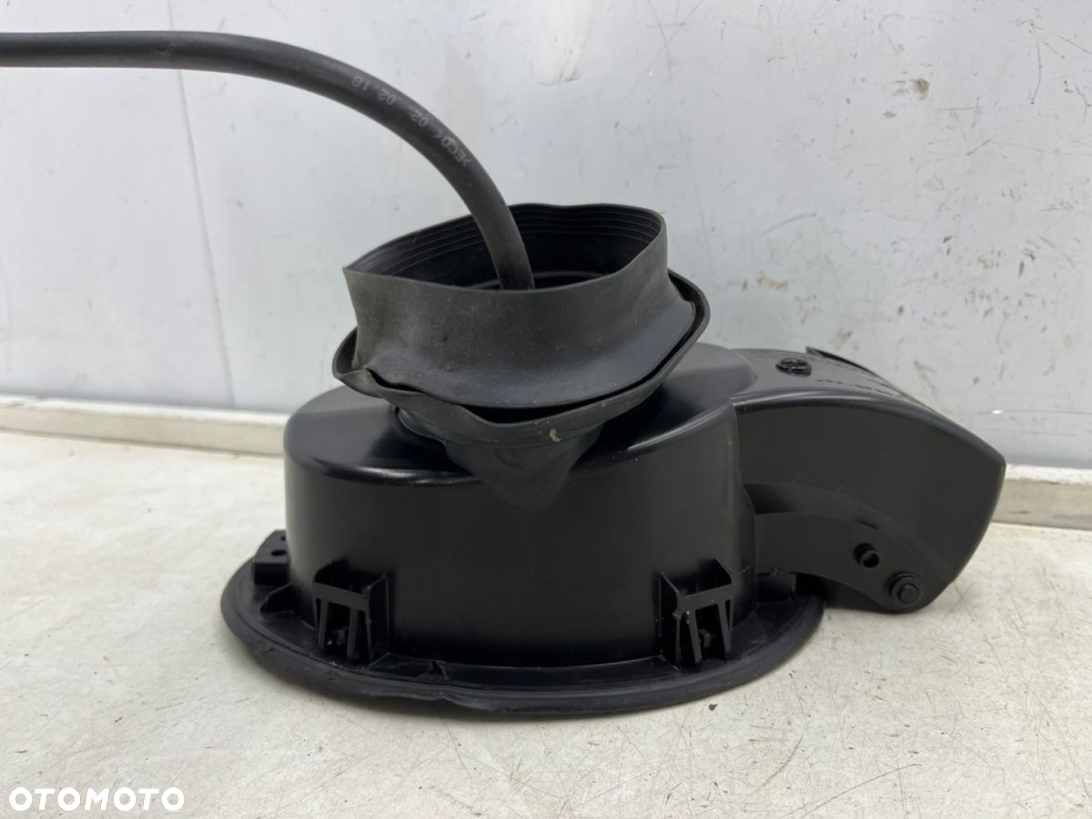 Klapka wlewu paliwa Ford Fiesta VII MK8 17-22r. nie przebita h1bb-a27936 - 6