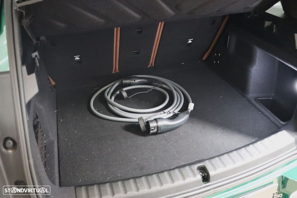 MINI Countryman E Favoured L - 40