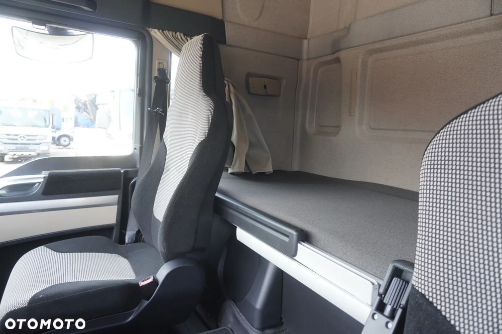 MAN TGS 35.420 8×2 / Rama 6,4 m / 3 osie skrętne - 18