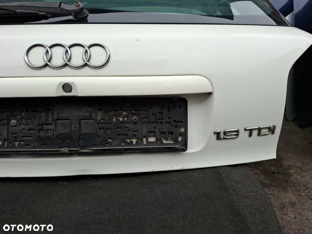 Audi A3 8L Klapa bagażnika biała - 3