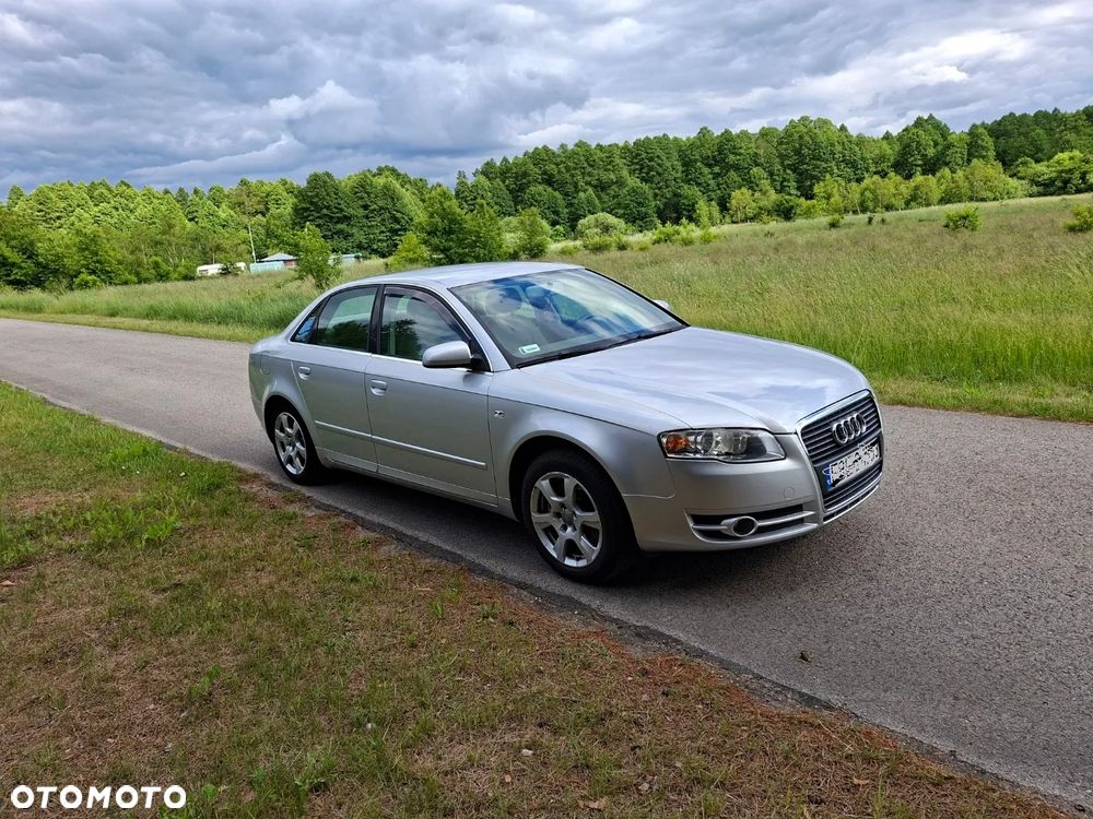 Audi A4 Limousine - 2