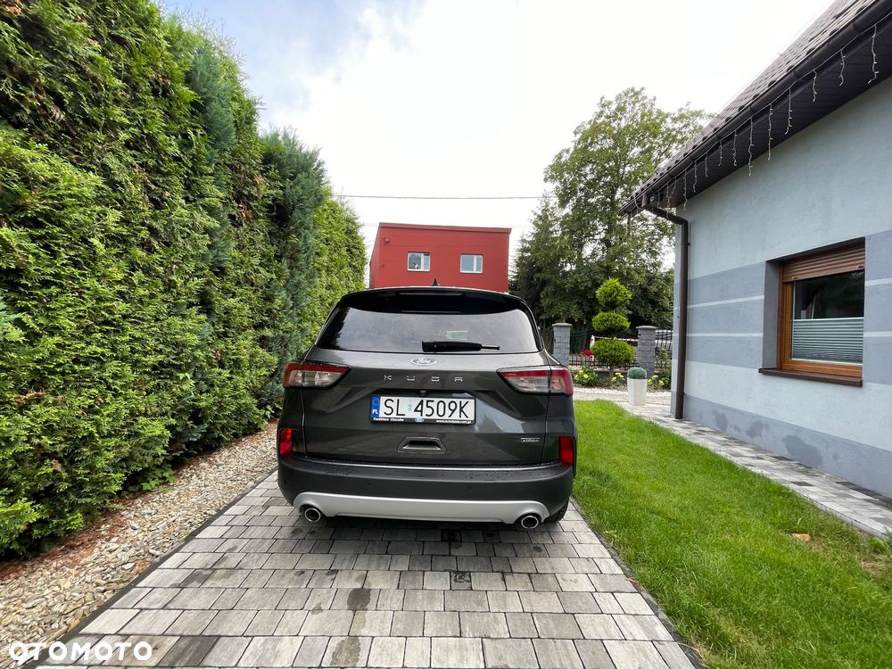 Ford Kuga - 12