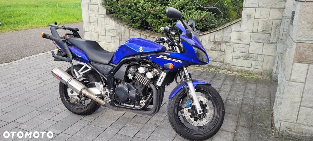 Yamaha FZS - 5