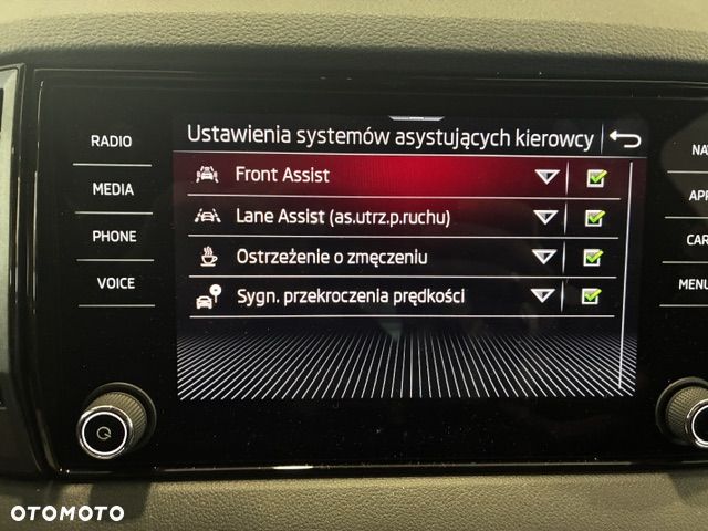 Skoda Karoq 1.5 TSI ACT Sportline DSG - 28