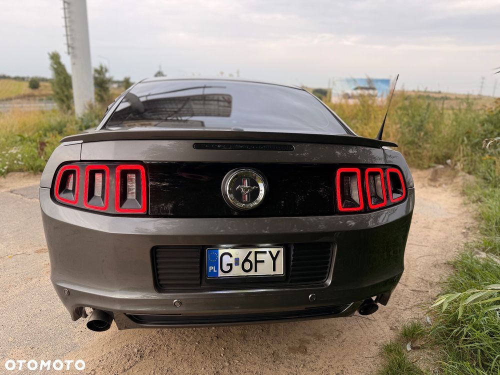 Ford Mustang 3.7 V6 Premium - 9