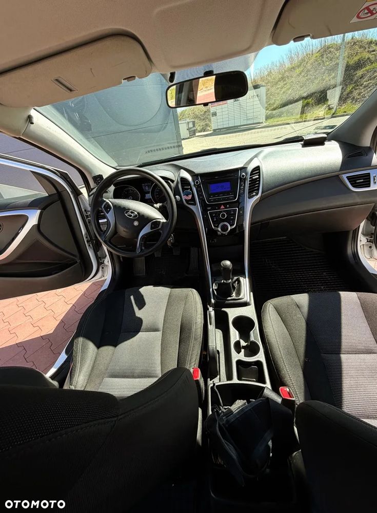 Hyundai i30 1.6 CRDi BlueDrive Classic - 11