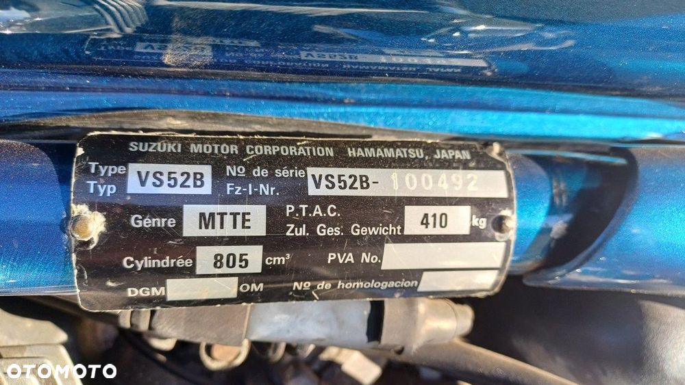 Suzuki Intruder - 8