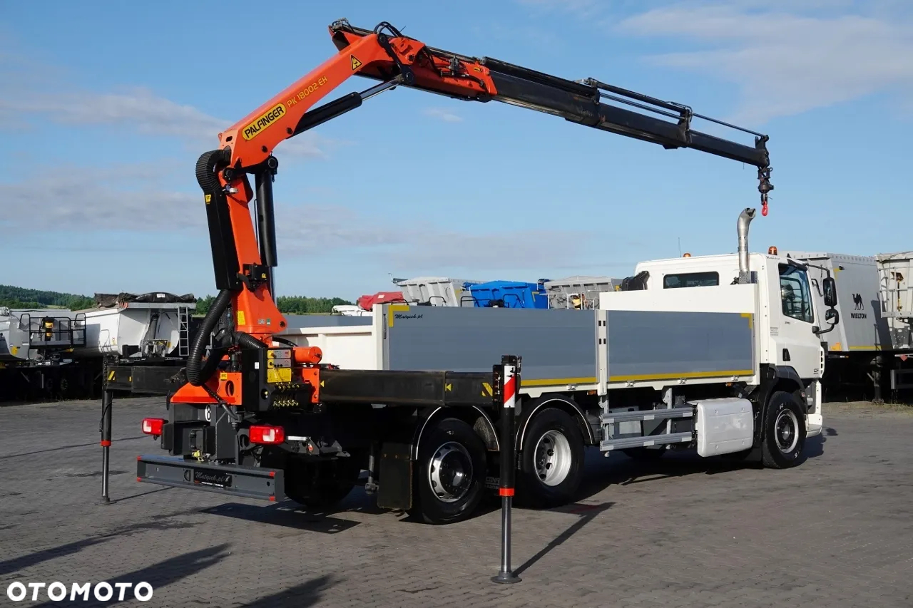 DAF CF 370 / 6x2 / SKRZYNIOWY - paka: 6,4 m / + HDS PALFINGER PK 18002 - max 6 000 kg / PILOT / EURO 6 / OŚ PODNOSZONA - 4