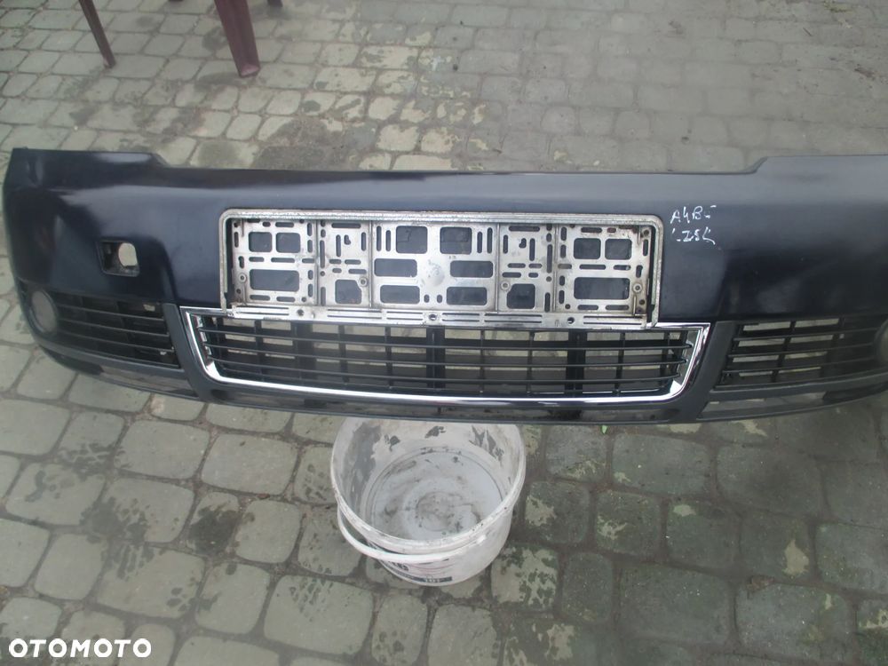 zderzak Audi A4 B6 LZ5L - 4