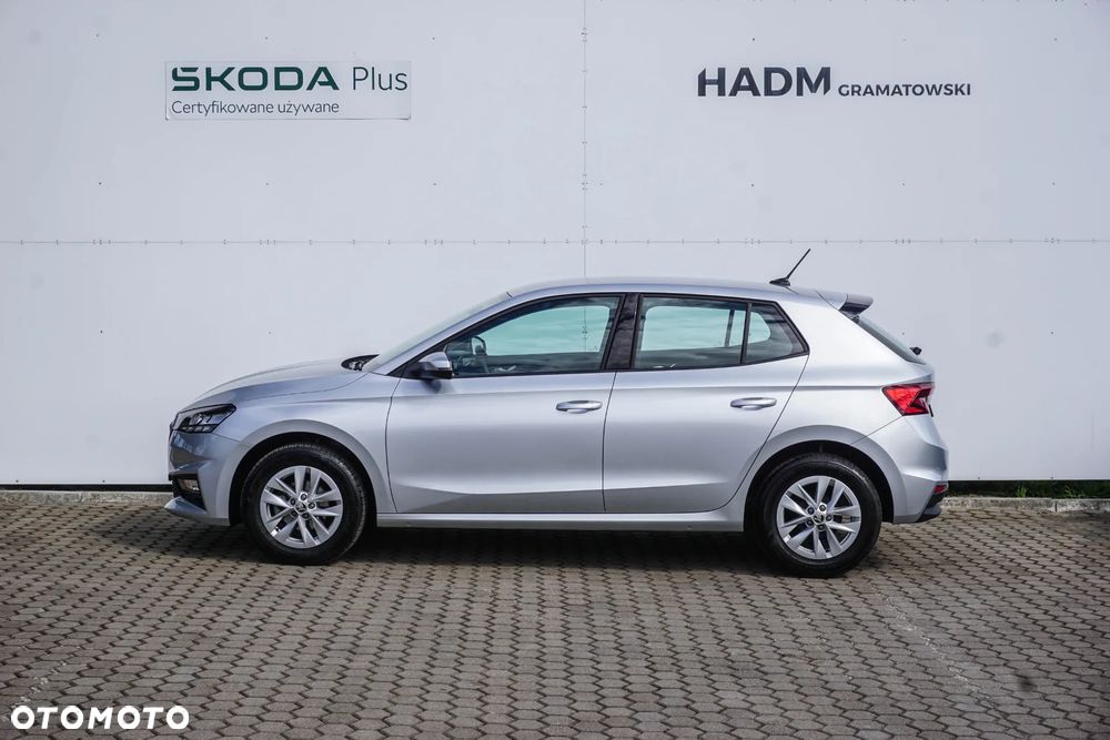 Skoda Fabia 1.0 Essence - 5