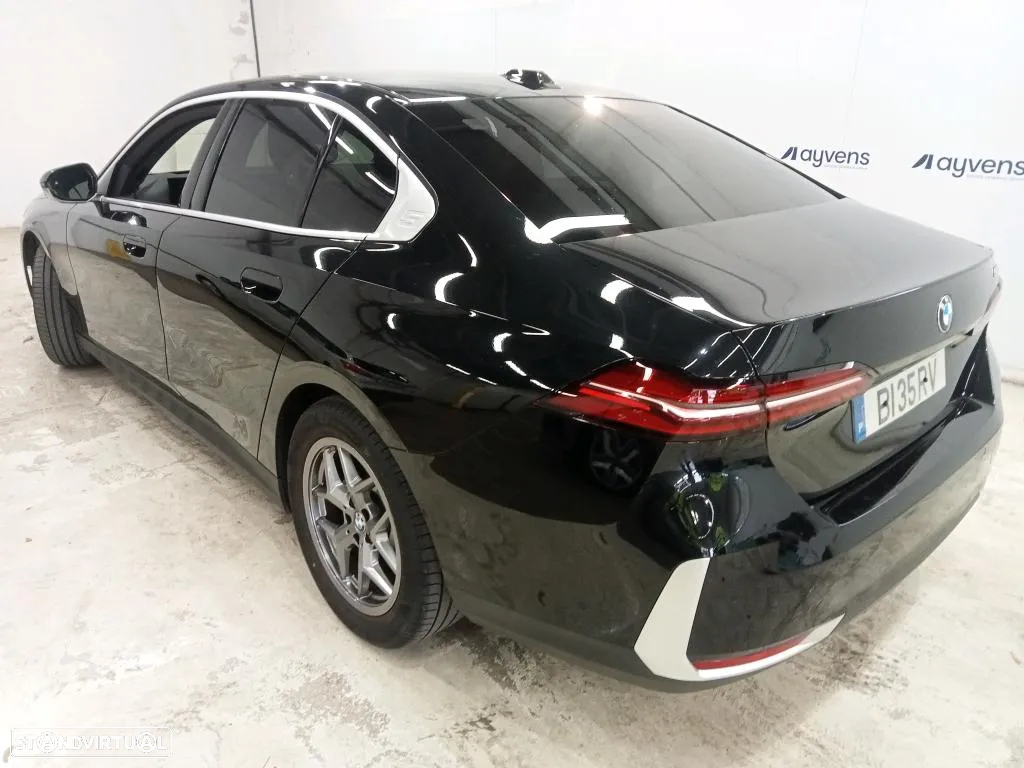 BMW 520 i - 2