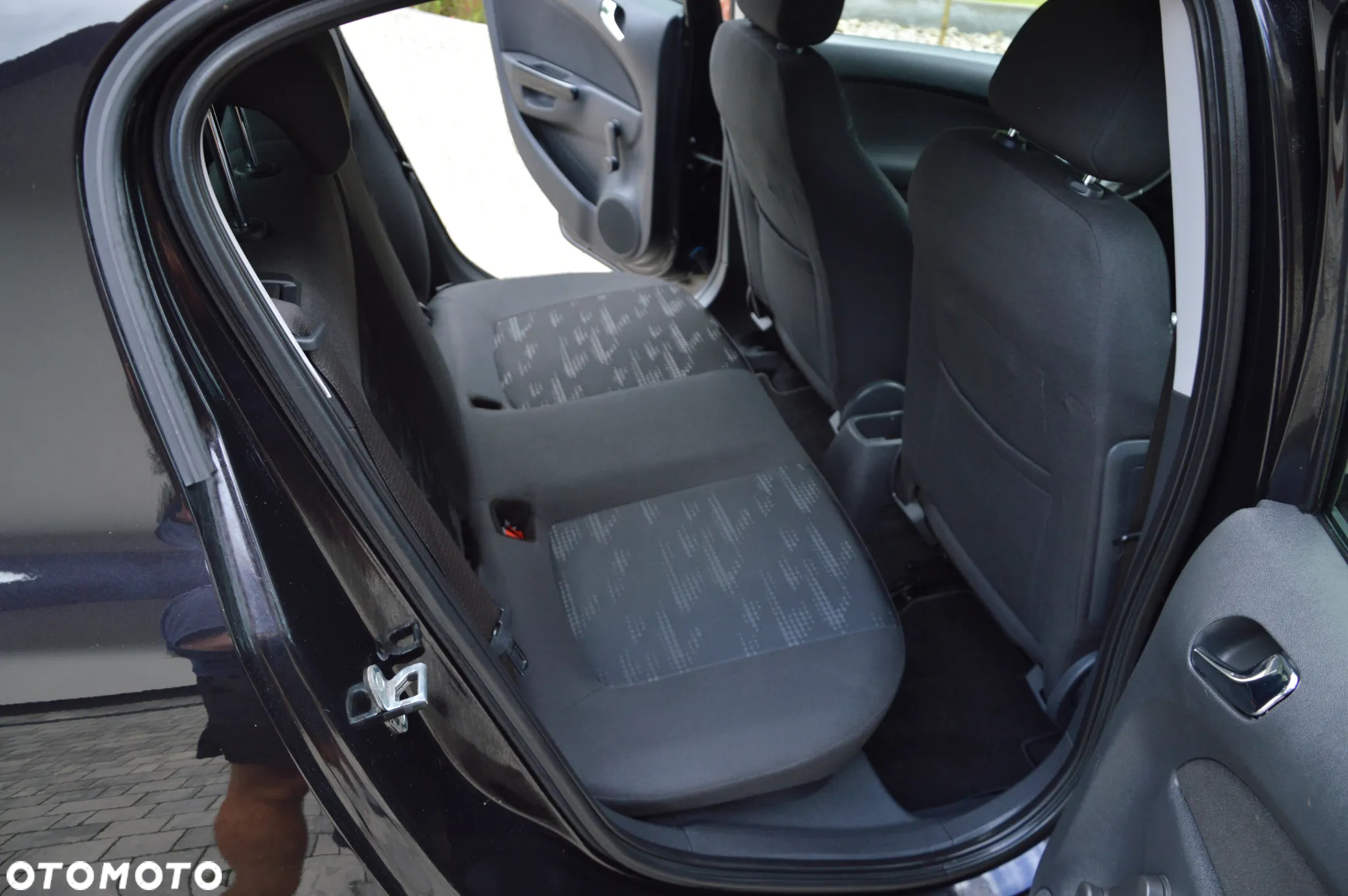 Opel Corsa 1.2 16V EcoFLEX Satellite - 9