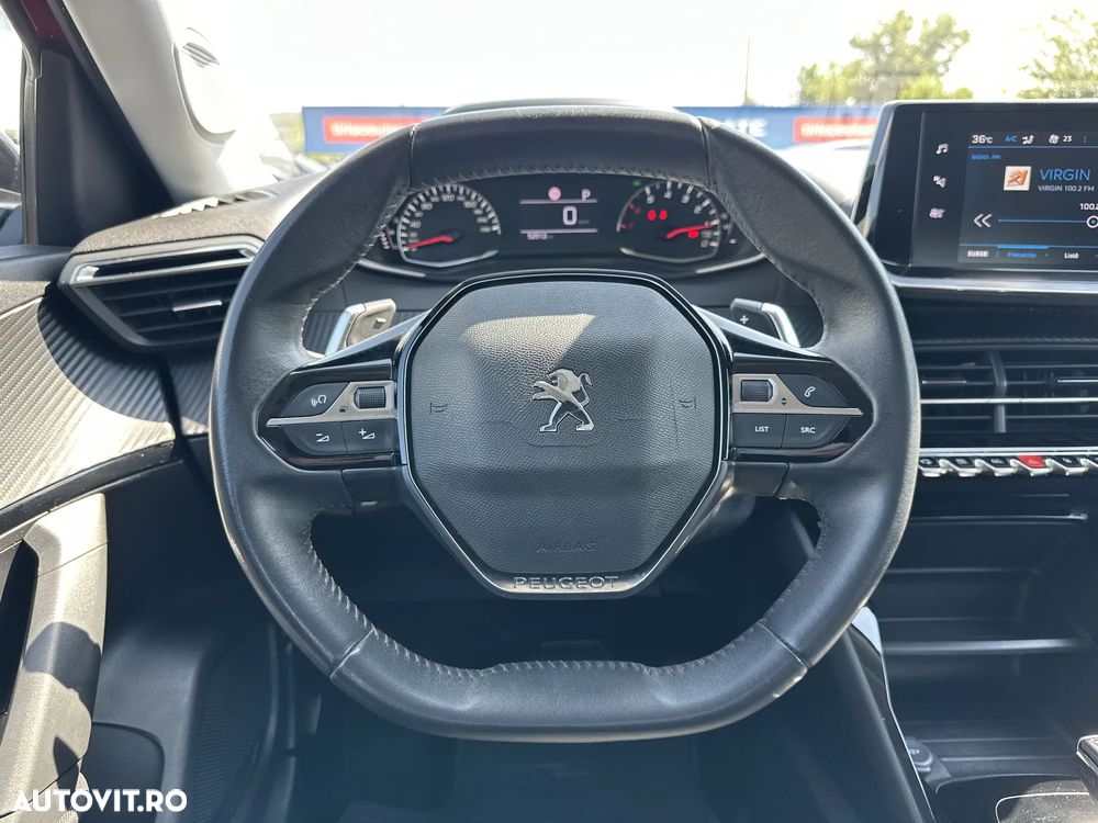 Peugeot 2008 - 17