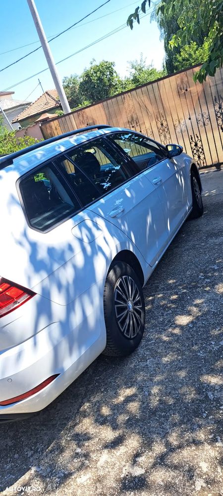 Volkswagen Golf 1.6 TDI Trendline - 10