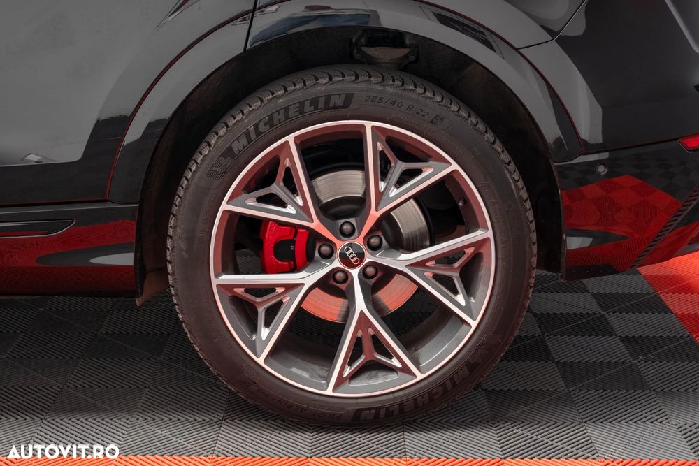 Audi Q8 3.0 55 TFSI quattro Tiptronic MHEV - 13