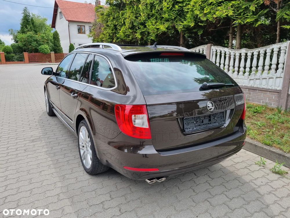 Skoda Superb 2.0 TDI Elegance DSG - 5