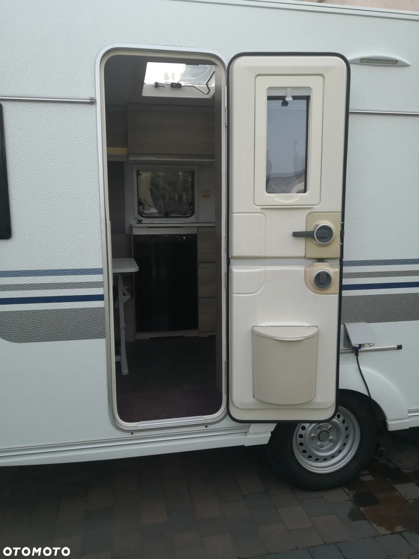 Adria Altea 462 pu - 15