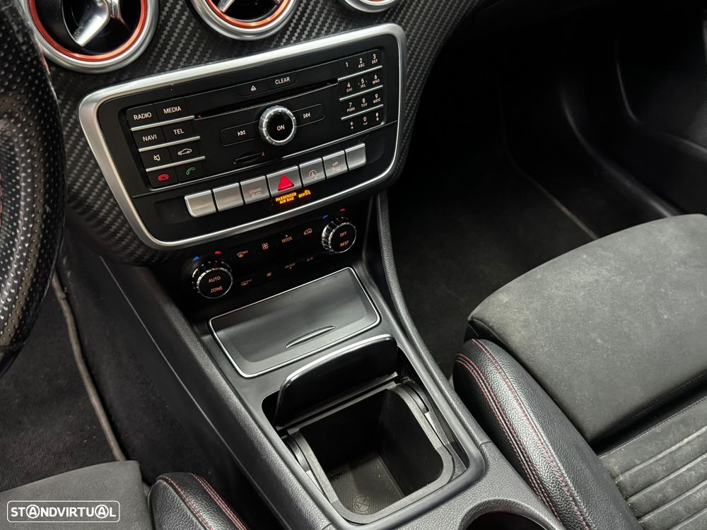 Mercedes-Benz A 180 d 7G-DCT AMG Line - 33