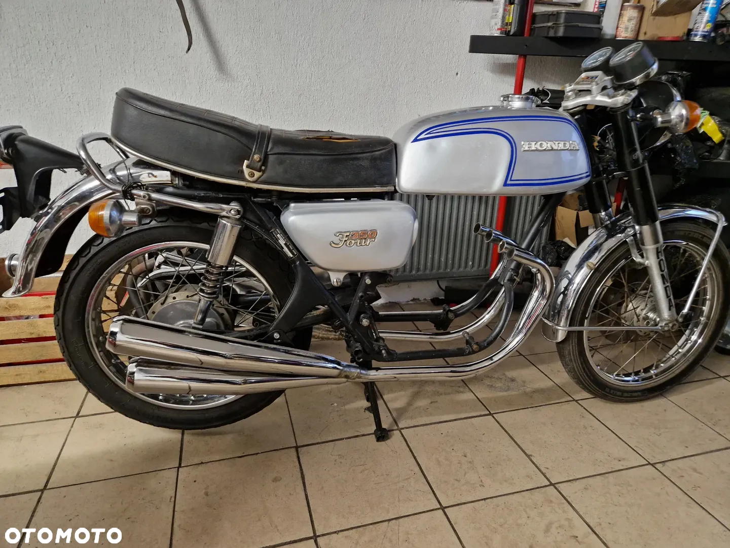 Honda CB - 8