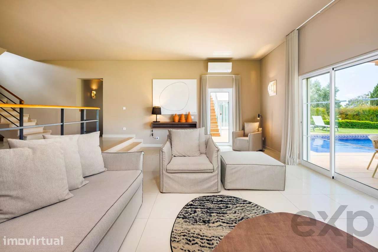 Moderna Moradia T4 com Piscina Privada no Vale da Lapa Resort - Grande imagem: 2/35