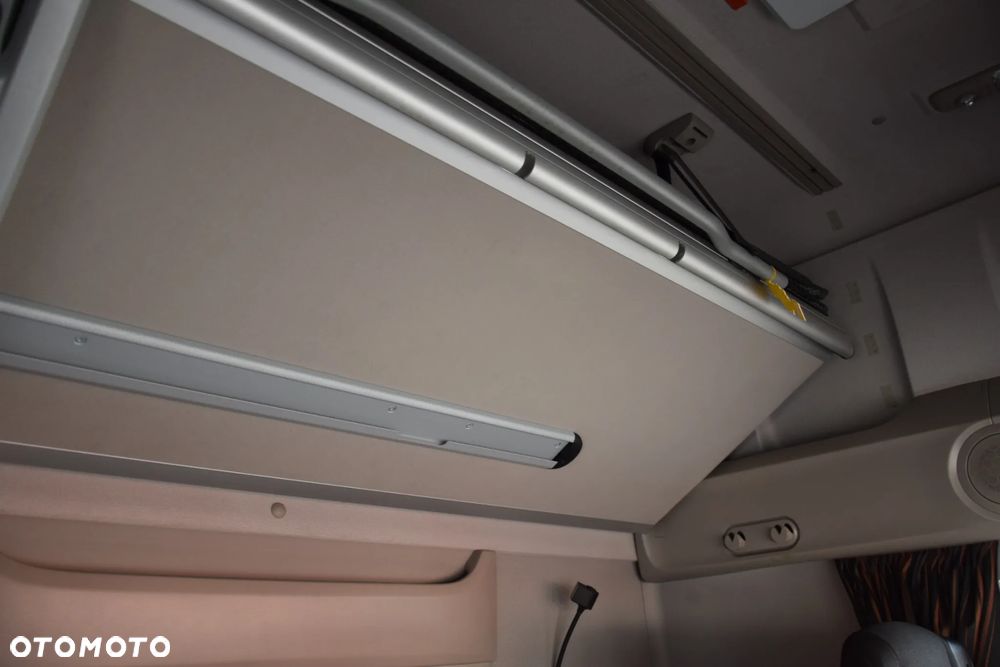 DAF XF530 / SUPER SPACE CAB / HYDRAULIKA / RETARDER / KLIMATYZACJA POSTOJOWA / ACC / NAWIGACJA / KLIMA / LEDY / FULL SPILERY / FULL OPCJA / WERSJA PREMIUM / SERWISOWANY / SPROWADZONY - 35