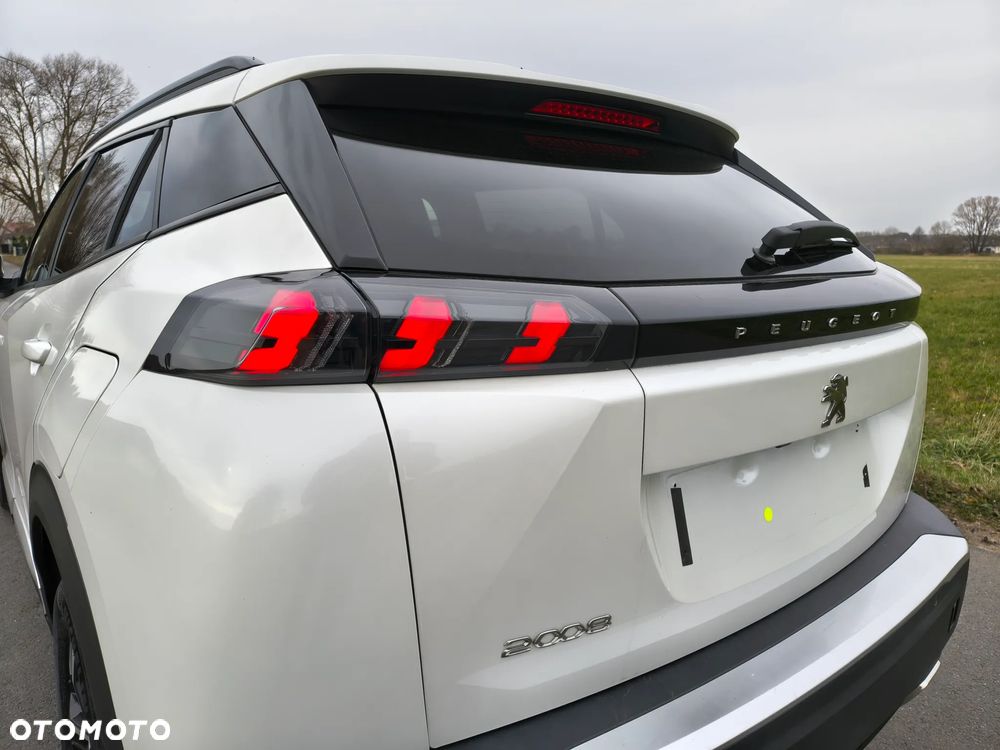 Peugeot 2008 PureTech 130 Allure - 6