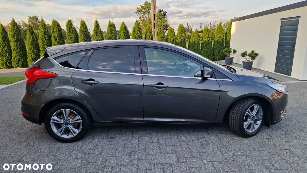 Ford Focus 1.5 EcoBlue Start-Stopp-System TITANIUM - 28