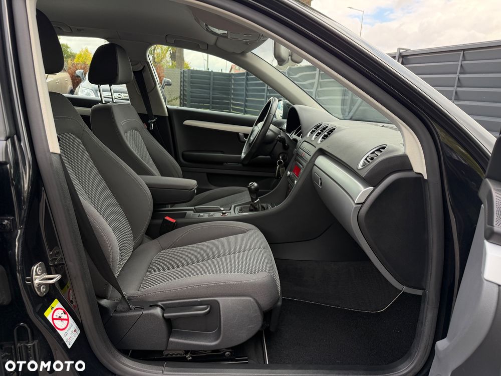 Seat Exeo - 22