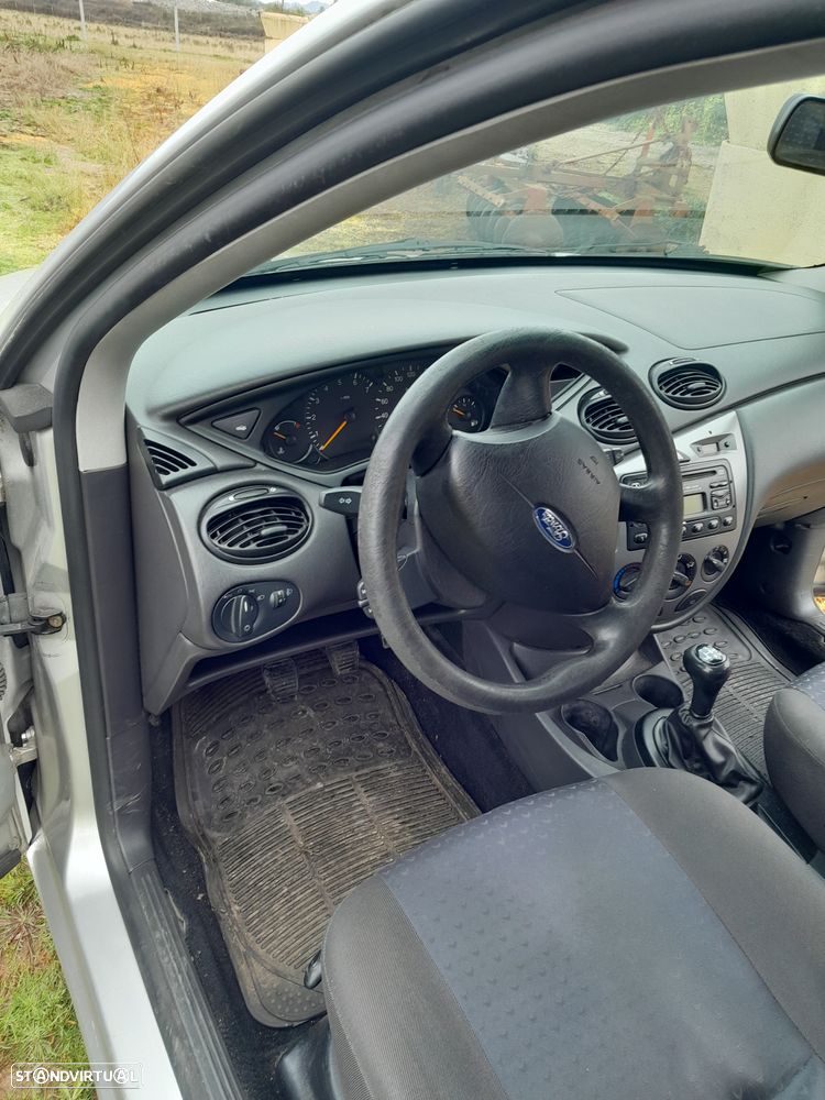 Ford Focus - 4