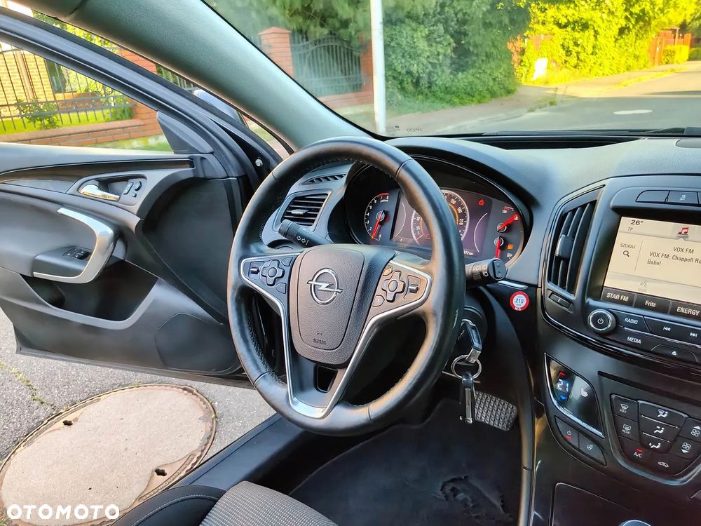 Opel Insignia 1.6 SIDI Turbo Business Edition - 25