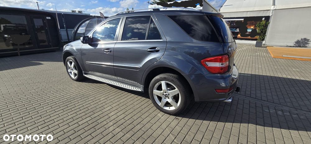 Mercedes-Benz ML 500 4-Matic - 1