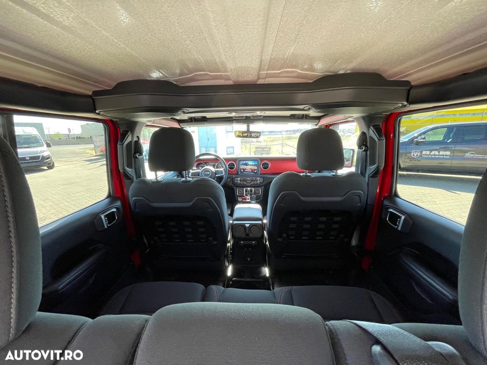 Jeep Wrangler Unlimited 2.2 CRD AT8 Rubicon - 24
