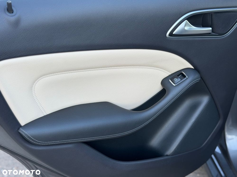 Mercedes-Benz Klasa B 180 UrbanStyle Edition - 20
