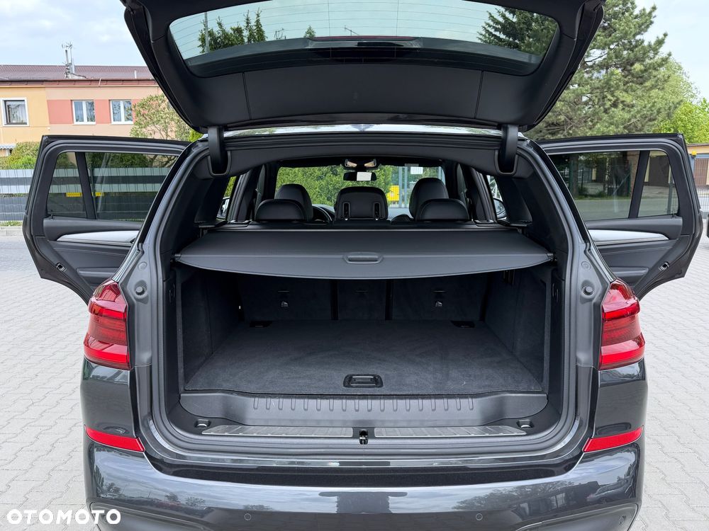 BMW X3 sDrive18d M Sport - 38