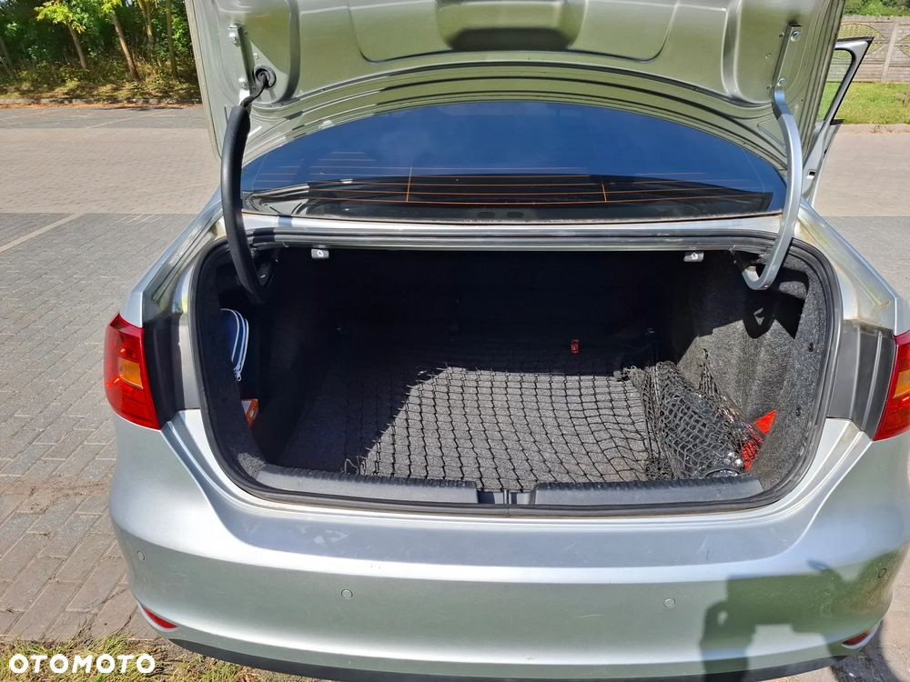 Volkswagen Jetta 1.4 TSI Comfortline - 13