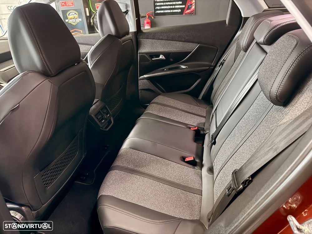Peugeot 3008 1.2 PureTech Allure EAT8 - 7