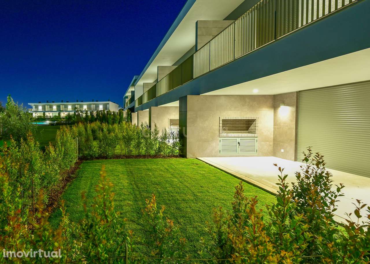 Solar das Tílias || Moradia em Condomínio Fechado - Grande imagem: 2/40