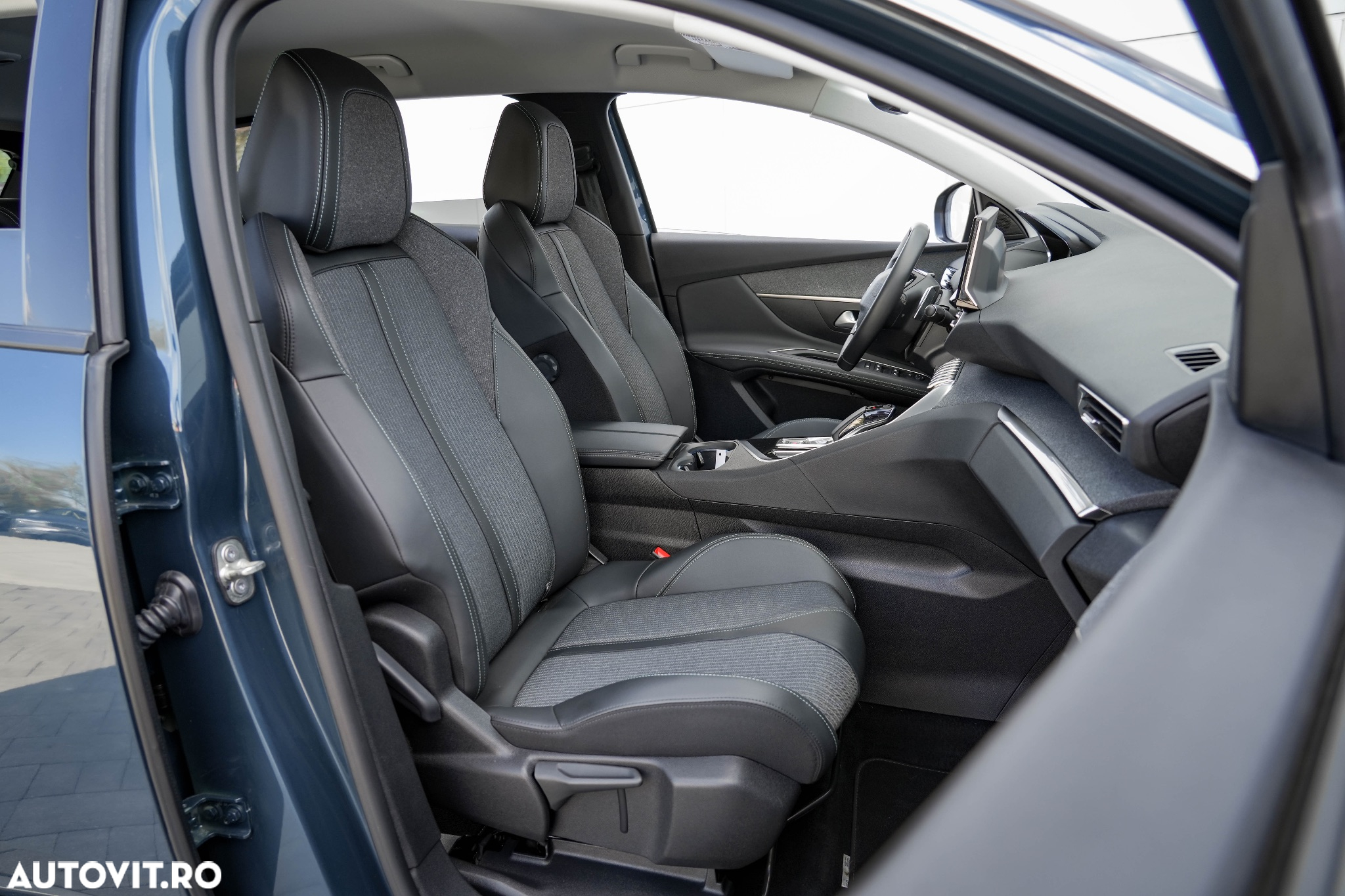 Peugeot 3008 PHEV EAT8 Allure - 21