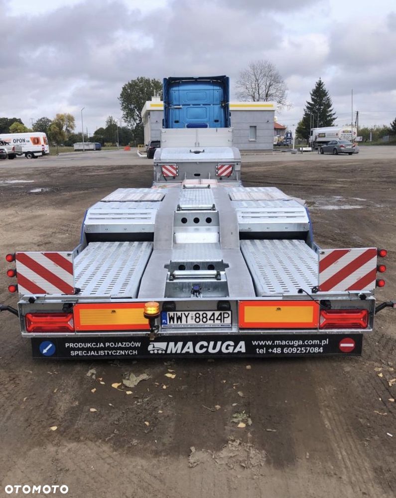 MACUGA - 5