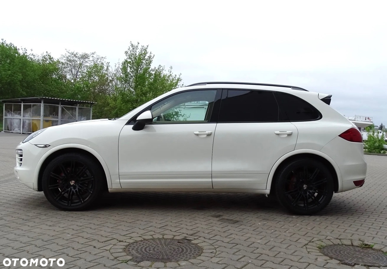 Porsche Cayenne Diesel Platinum Edition - 6