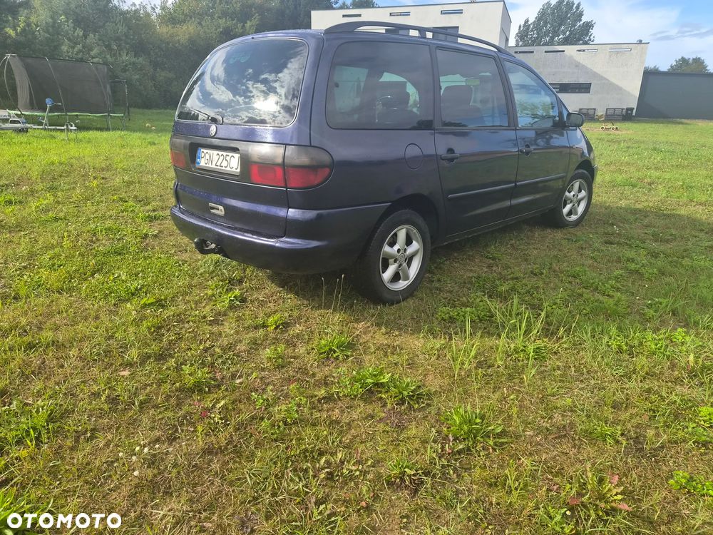 Volkswagen Sharan 1998 photo 4