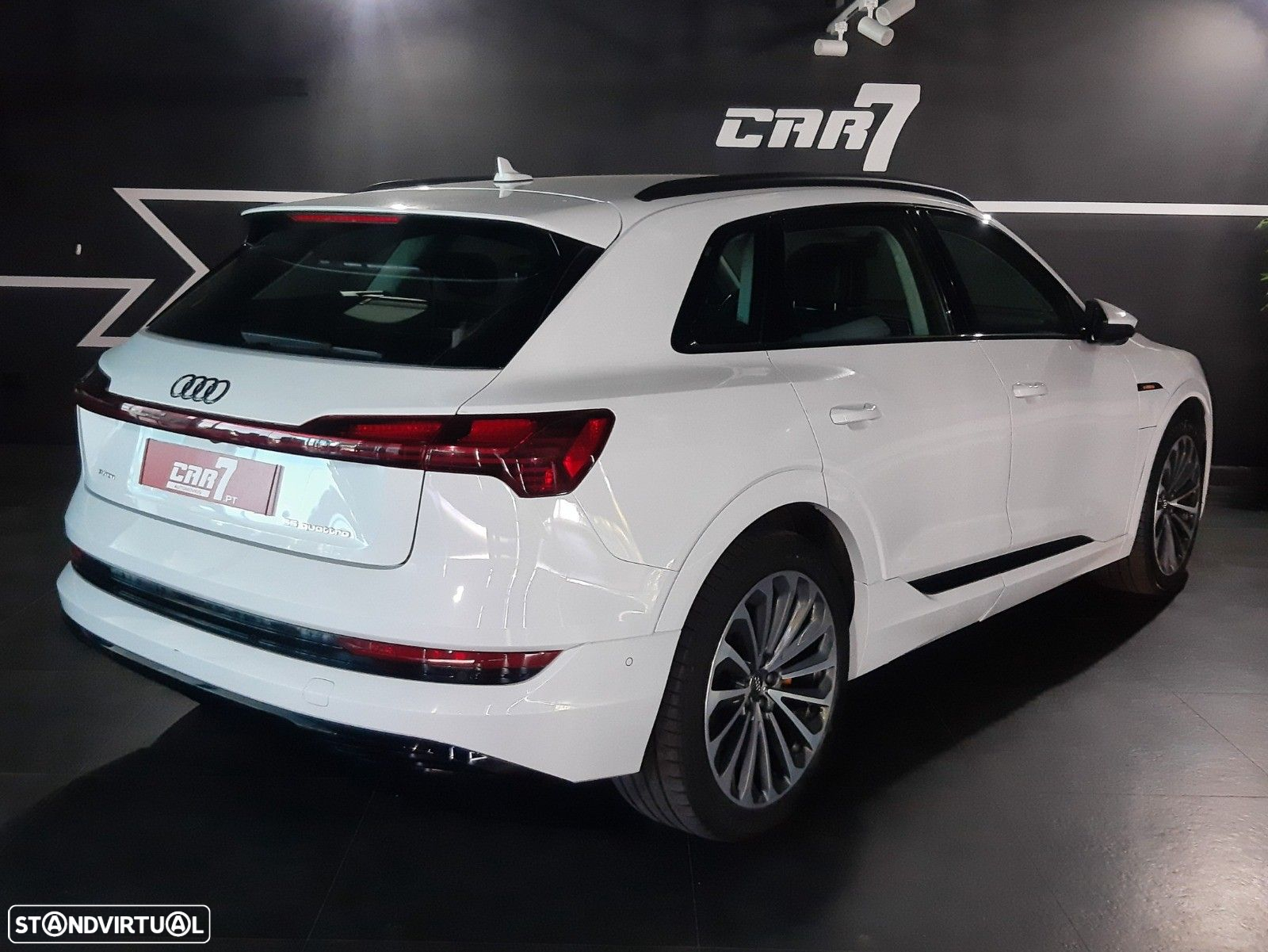 Audi e-tron 55 quattro S line - 4