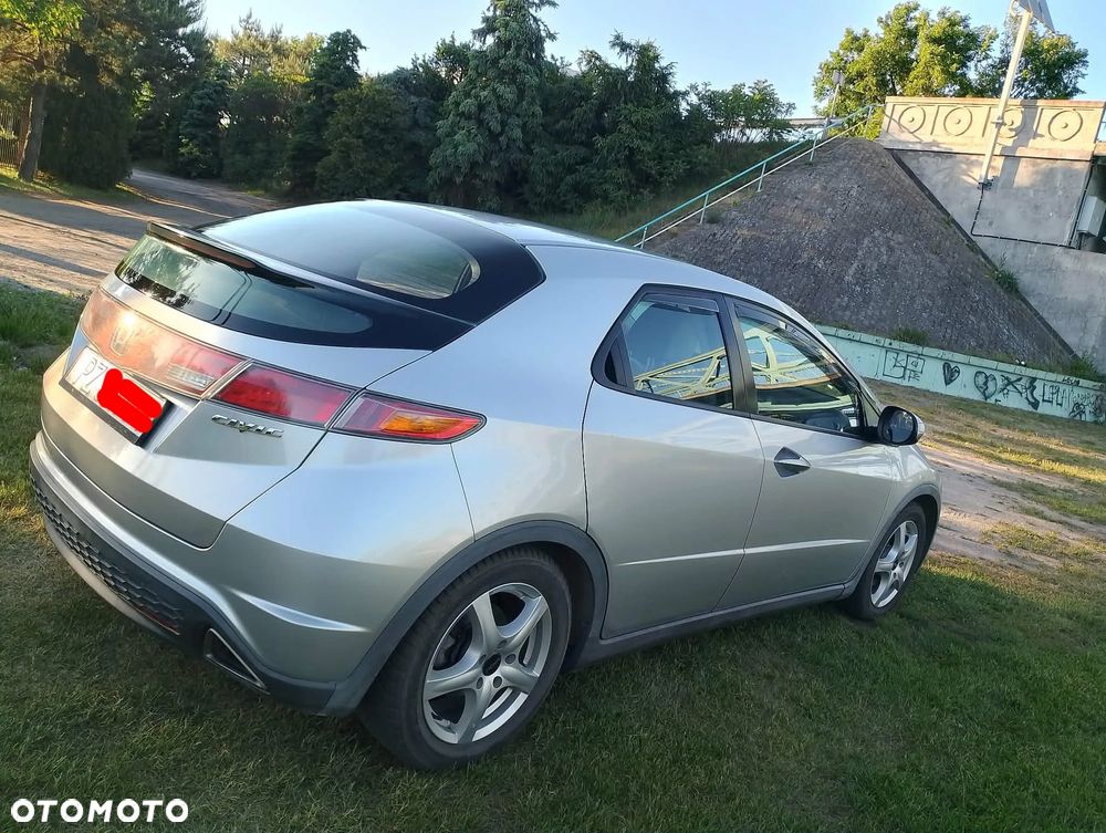 Honda Civic 1.8 Comfort - 2