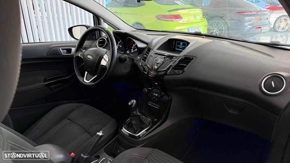 Ford Fiesta 1.0 EcoBoost Business - 23