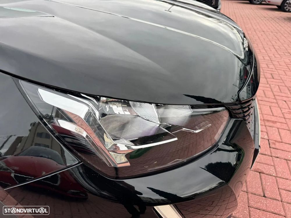 Peugeot 2008 1.2 PureTech Active Pack - 26