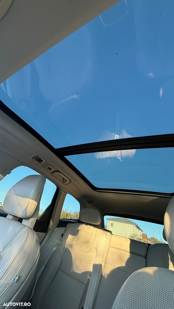 Volvo XC 60 D5 AWD Inscription - 7