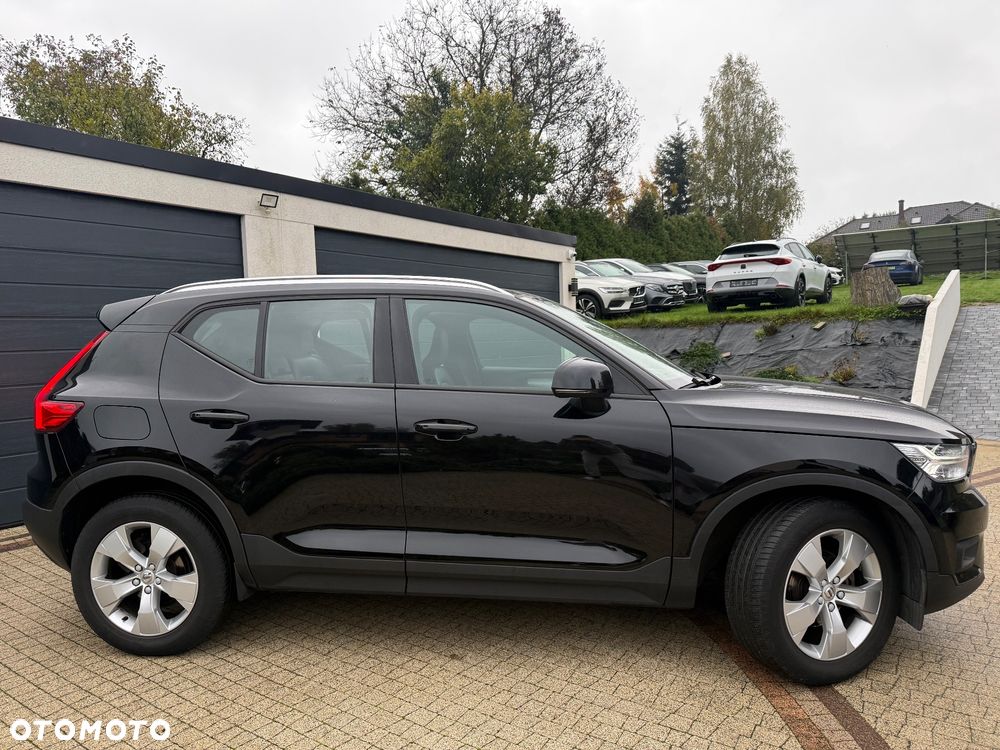 Volvo XC 40 T3 Geartronic Momentum Pro - 5